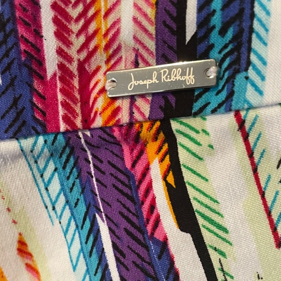 Joseph Ribkoff Multicolor Feather Print Pants - Picture 3 of 8